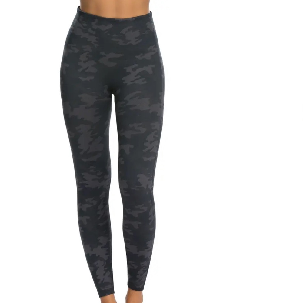 Spank Camo Leggings